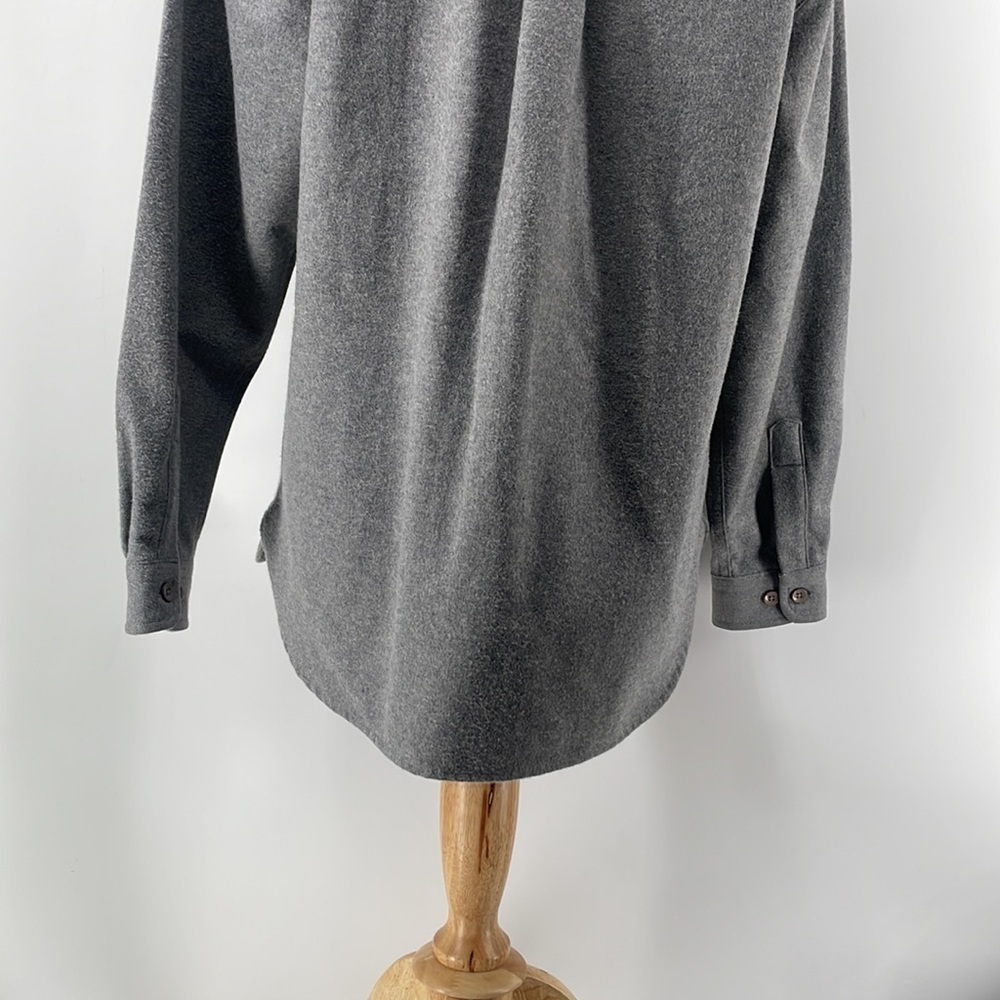 Women's Gray Button-Front Shacket Jacket - Picture 10 of 10